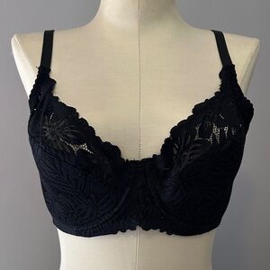 Elegant Black Lace Bra 36C/80C